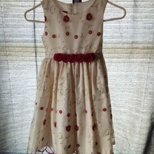 Princess Faith White w/Red Roses Knee Length Dress